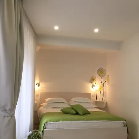 게스트하우스 팰리스 타타글리아 스플리트