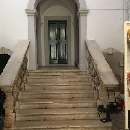 Palace Tartaglia Gæstehus 4*