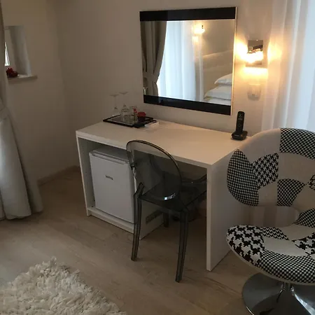 パレス タルタリア 4* スプリト