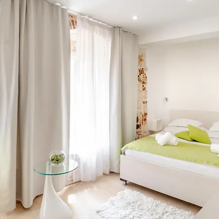 パレス タルタリア ゲストハウス スプリト