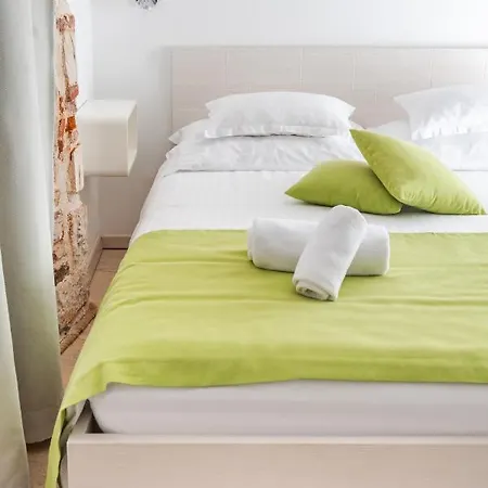 パレス タルタリア ゲストハウス スプリト